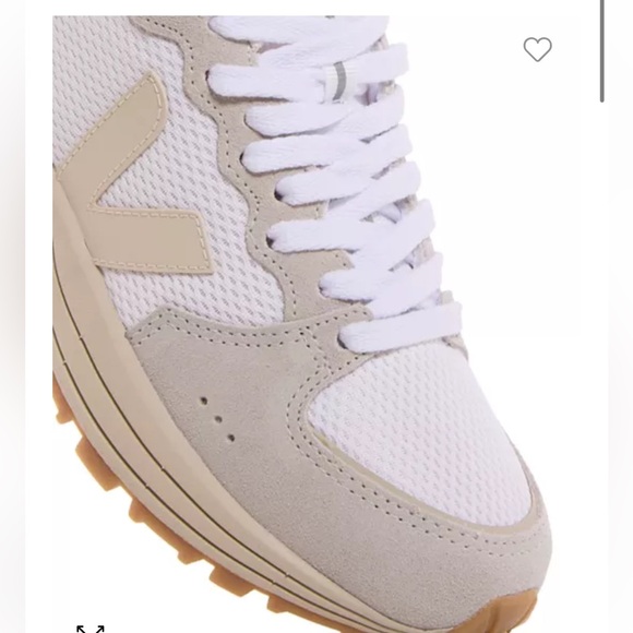 VEJA Women's Venturi Low Top Sneakers - Picture 5 of 13